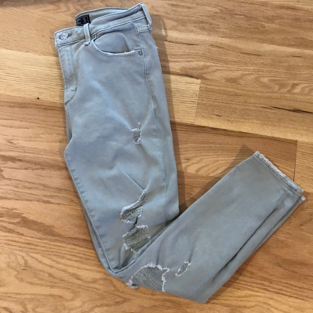 Abercrombie & Fitch High Rise Ankle Jeans